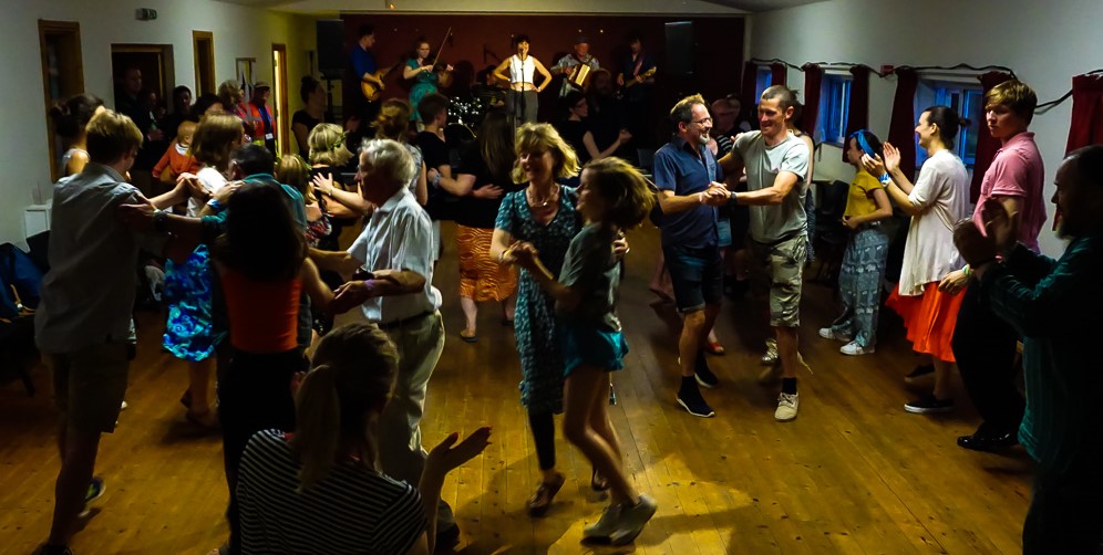 People dancing.